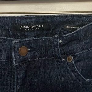 Jones New York Lexington Capris Size 8